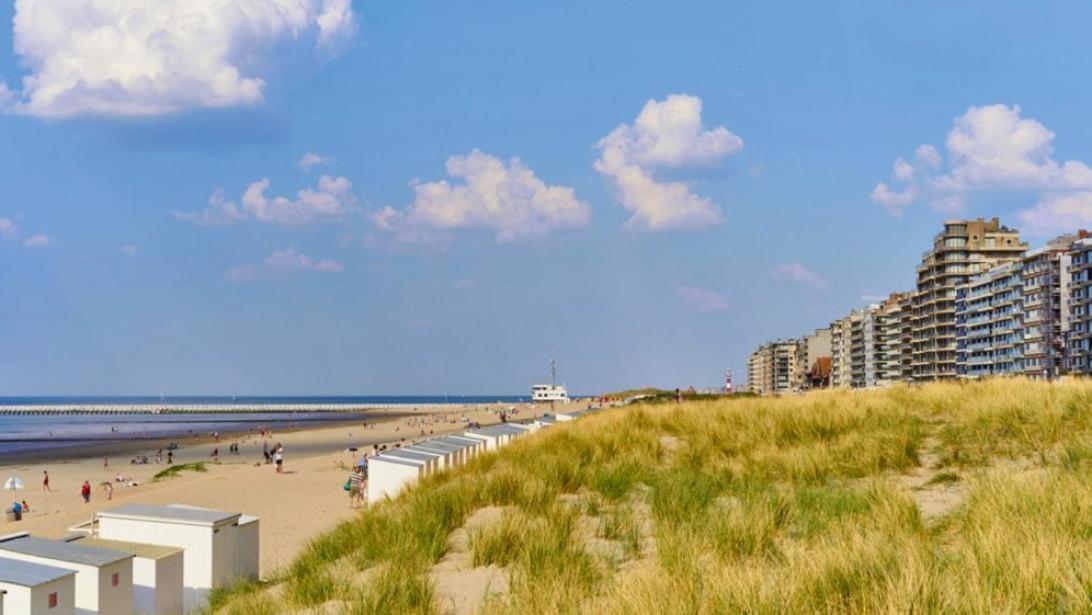 Dolce Vita - Zonnig Familie Appartement Met Garagebox Nieuwpoort Kültér fotó